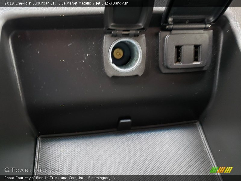 Blue Velvet Metallic / Jet Black/Dark Ash 2019 Chevrolet Suburban LT