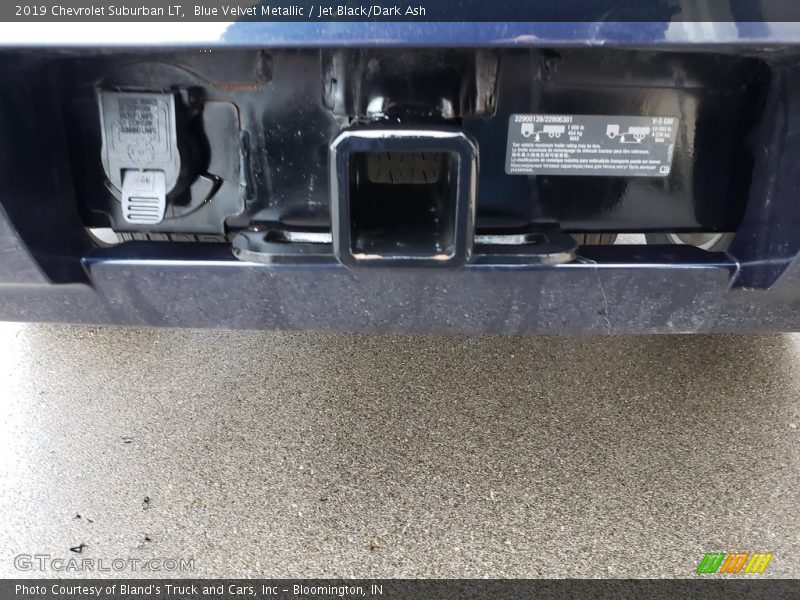 Blue Velvet Metallic / Jet Black/Dark Ash 2019 Chevrolet Suburban LT