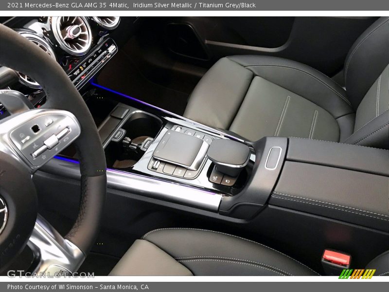 Controls of 2021 GLA AMG 35 4Matic