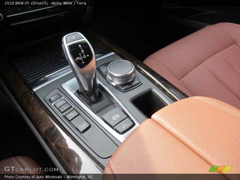 Alpine White / Terra 2018 BMW X5 xDrive35i
