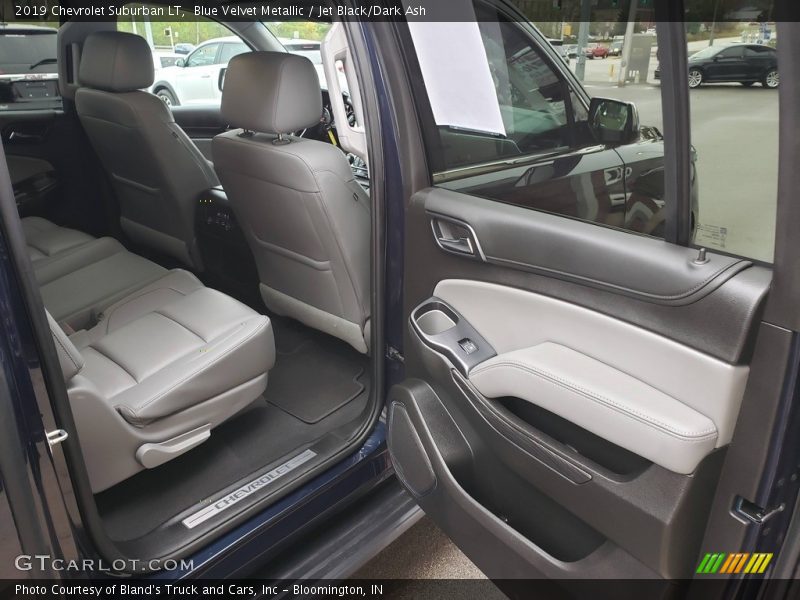 Blue Velvet Metallic / Jet Black/Dark Ash 2019 Chevrolet Suburban LT