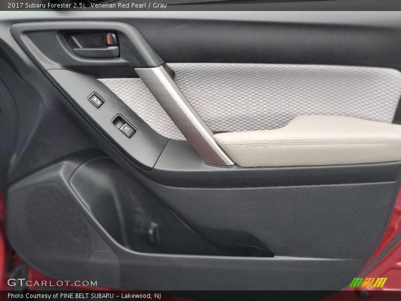 Venetian Red Pearl / Gray 2017 Subaru Forester 2.5i