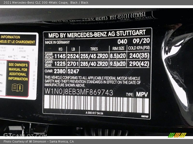 2021 GLC 300 4Matic Coupe Black Color Code 040