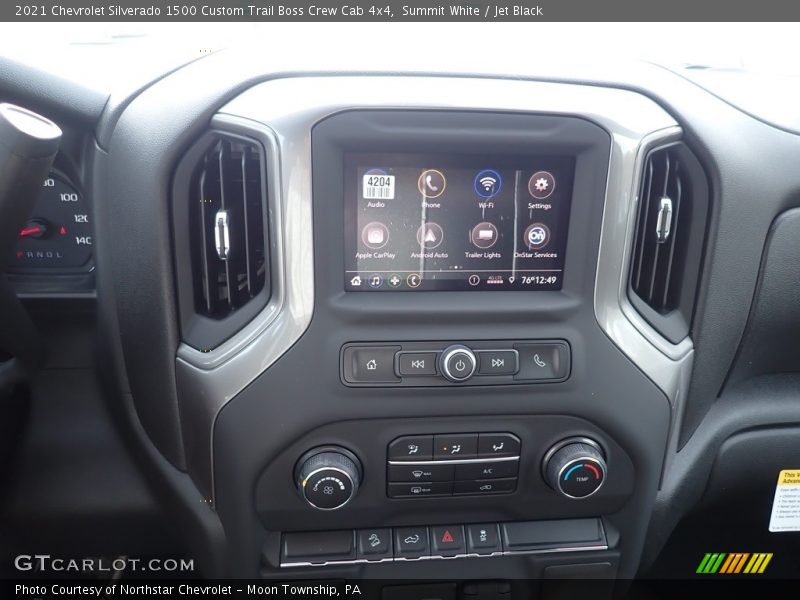 Controls of 2021 Silverado 1500 Custom Trail Boss Crew Cab 4x4