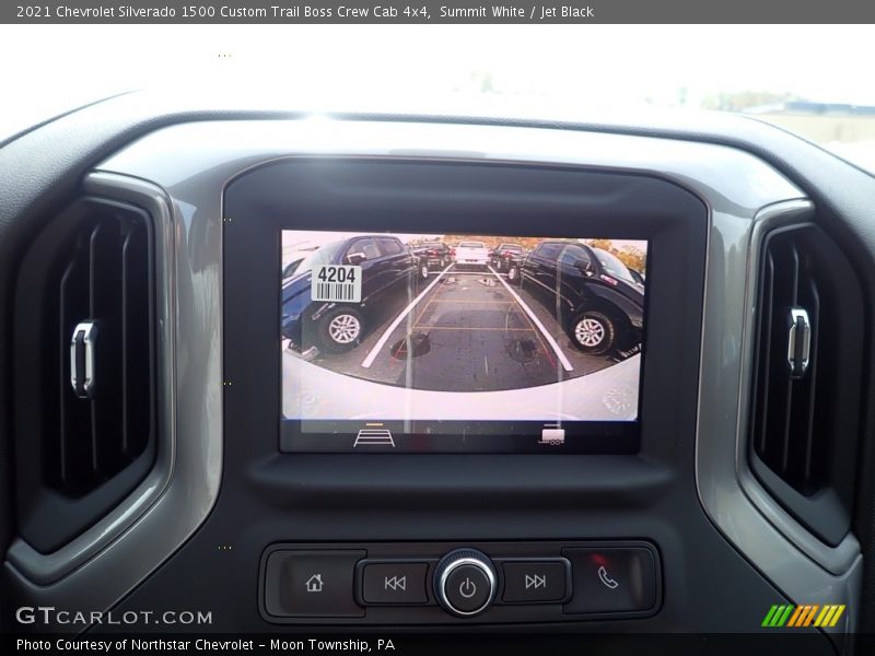 Controls of 2021 Silverado 1500 Custom Trail Boss Crew Cab 4x4