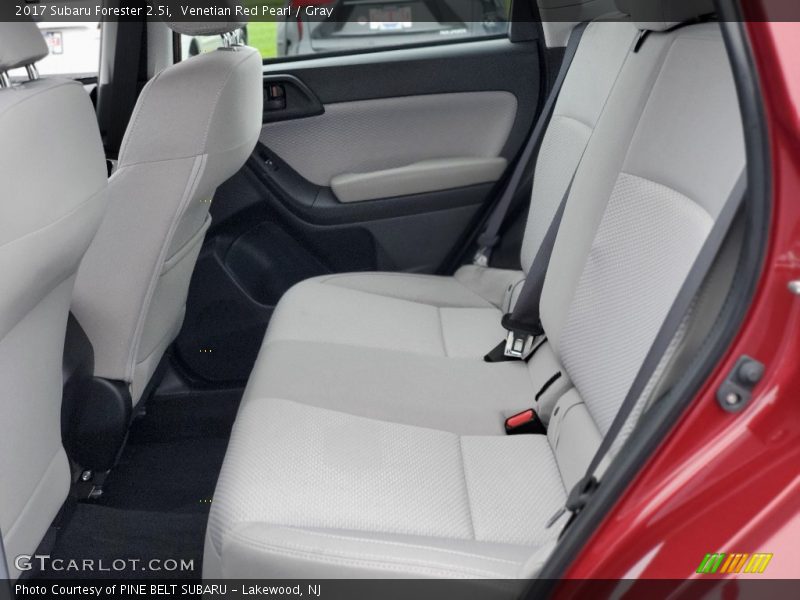 Venetian Red Pearl / Gray 2017 Subaru Forester 2.5i