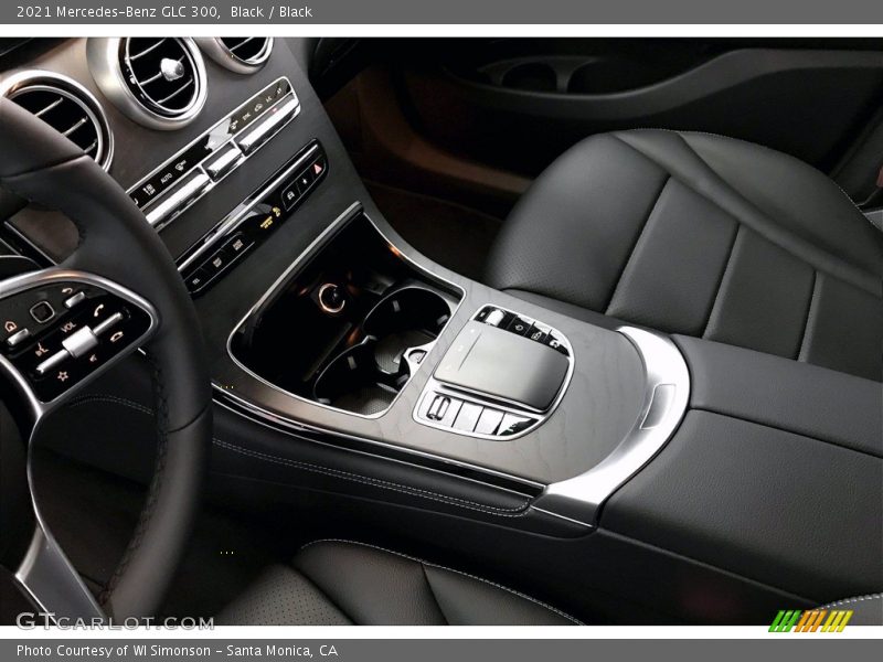 Black / Black 2021 Mercedes-Benz GLC 300