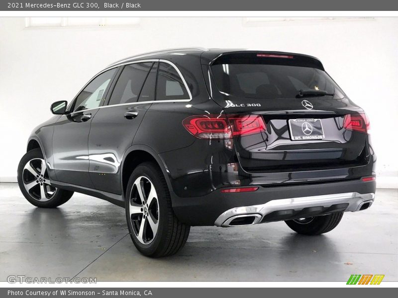 Black / Black 2021 Mercedes-Benz GLC 300