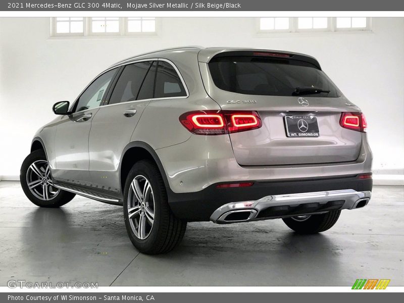 Mojave Silver Metallic / Silk Beige/Black 2021 Mercedes-Benz GLC 300 4Matic