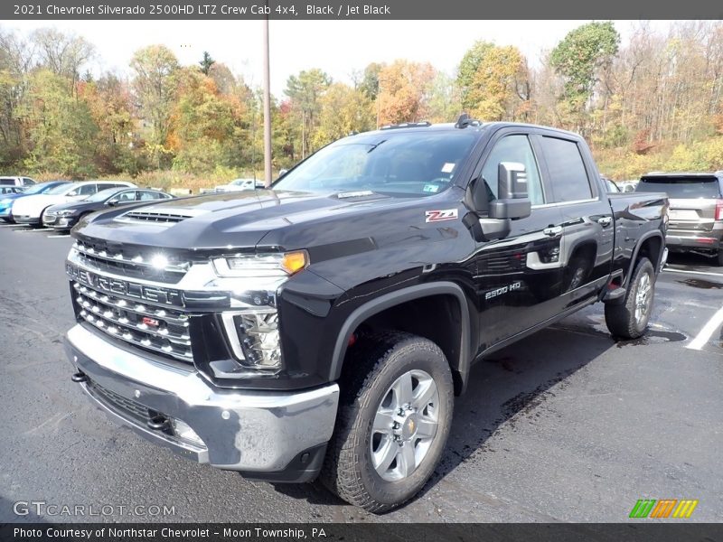 Front 3/4 View of 2021 Silverado 2500HD LTZ Crew Cab 4x4