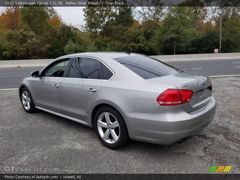 Reflex Silver Metallic / Titan Black 2012 Volkswagen Passat 2.5L SE