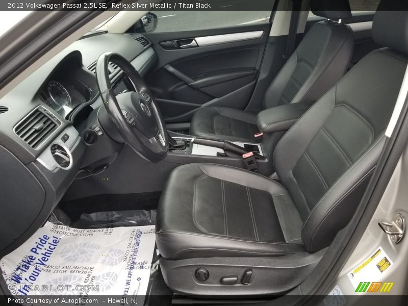 Reflex Silver Metallic / Titan Black 2012 Volkswagen Passat 2.5L SE