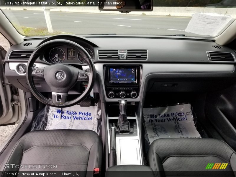 Reflex Silver Metallic / Titan Black 2012 Volkswagen Passat 2.5L SE