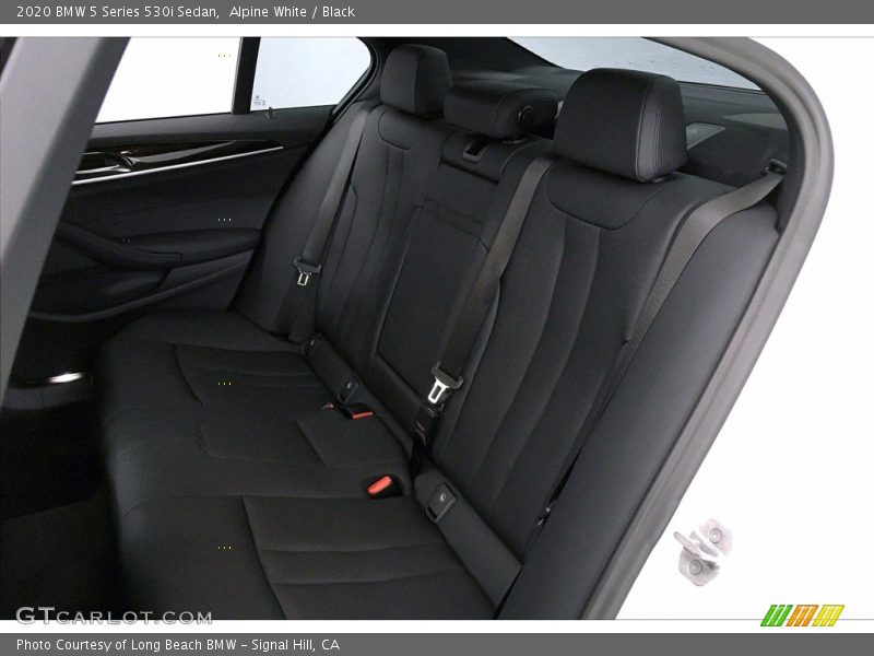 Alpine White / Black 2020 BMW 5 Series 530i Sedan
