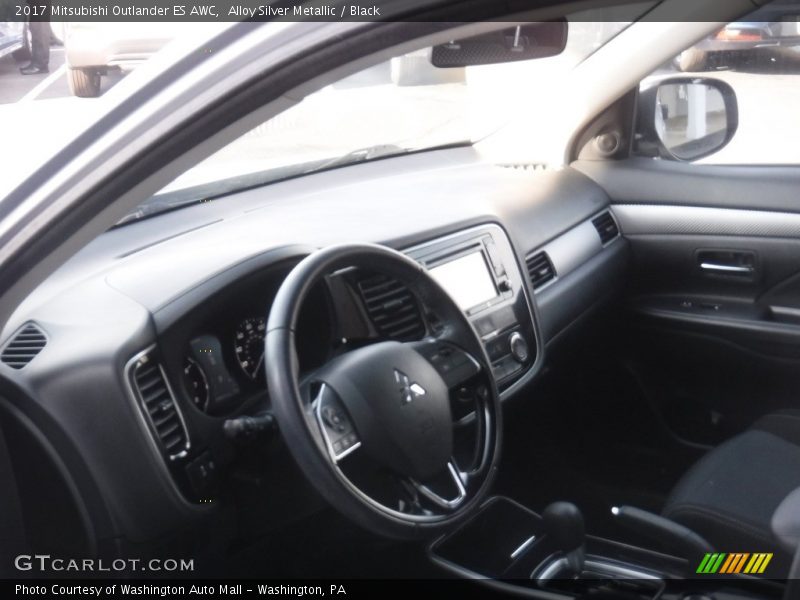 Alloy Silver Metallic / Black 2017 Mitsubishi Outlander ES AWC