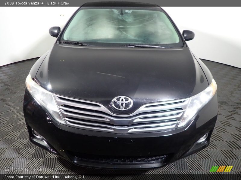 Black / Gray 2009 Toyota Venza I4