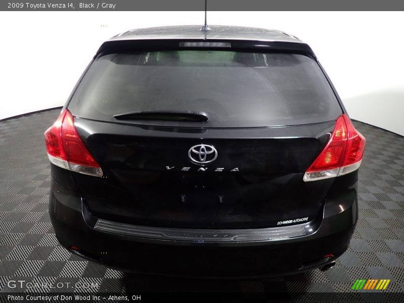 Black / Gray 2009 Toyota Venza I4