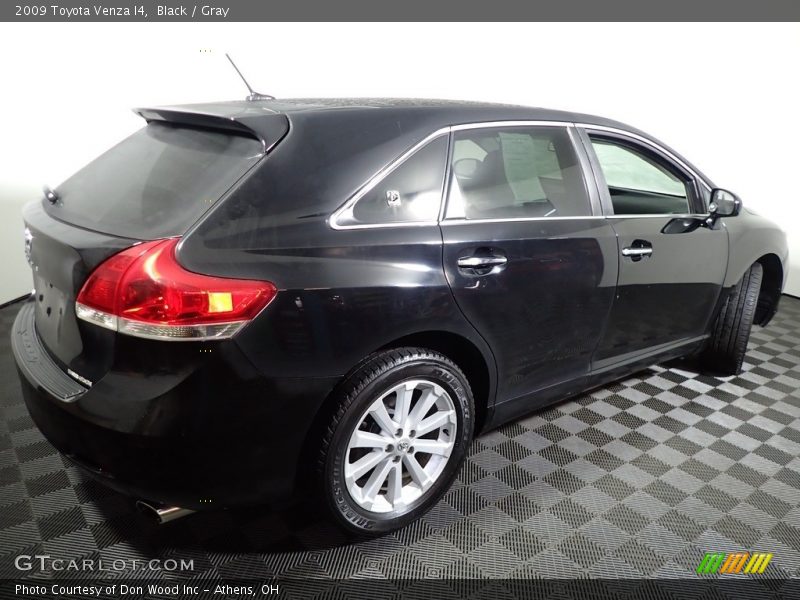 Black / Gray 2009 Toyota Venza I4