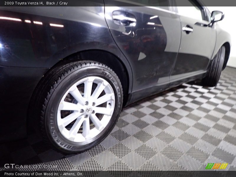 Black / Gray 2009 Toyota Venza I4