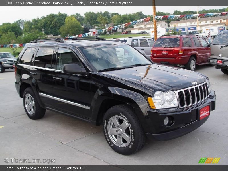 Black / Dark Khaki/Light Graystone 2006 Jeep Grand Cherokee Limited 4x4