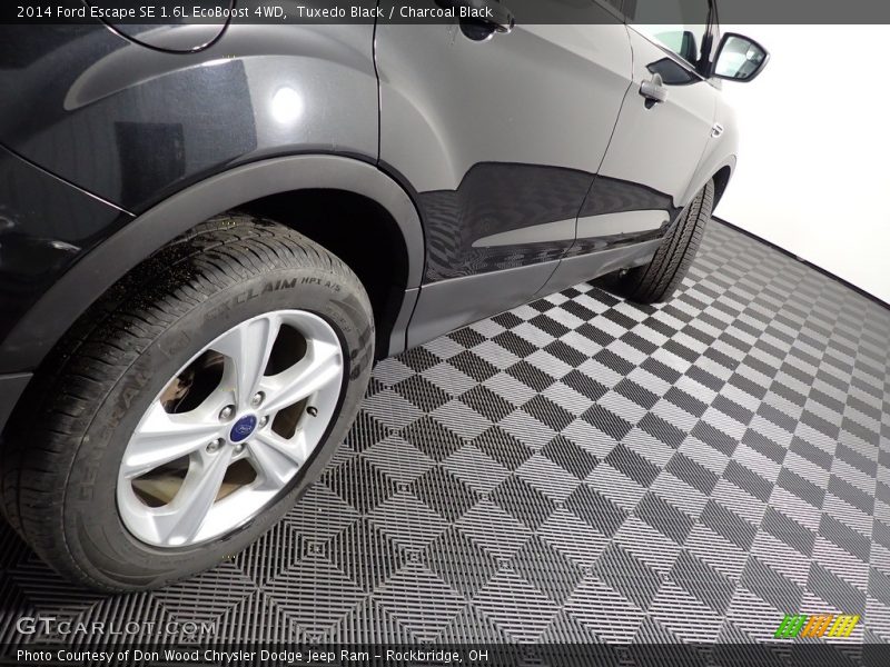 Tuxedo Black / Charcoal Black 2014 Ford Escape SE 1.6L EcoBoost 4WD