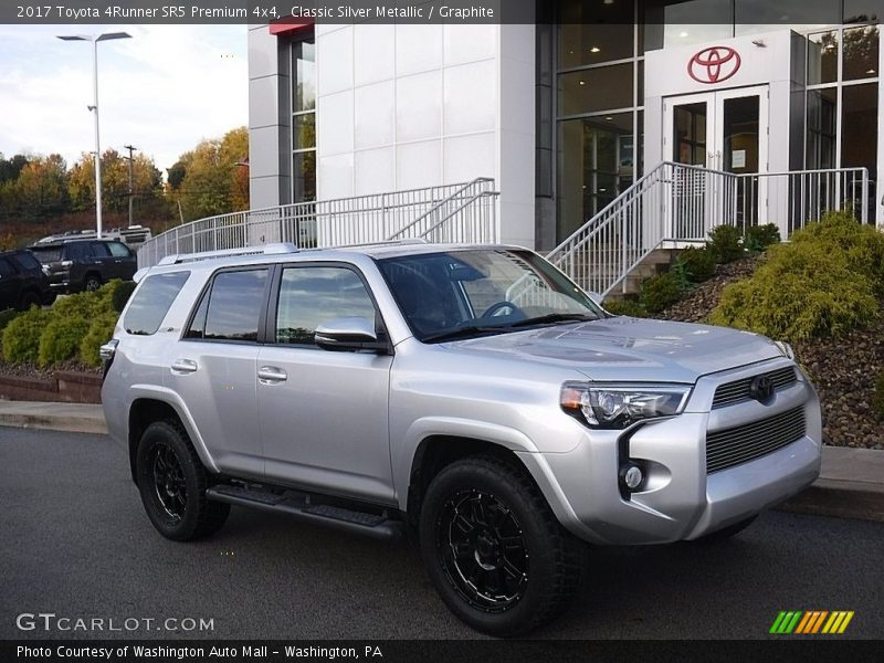 Classic Silver Metallic / Graphite 2017 Toyota 4Runner SR5 Premium 4x4