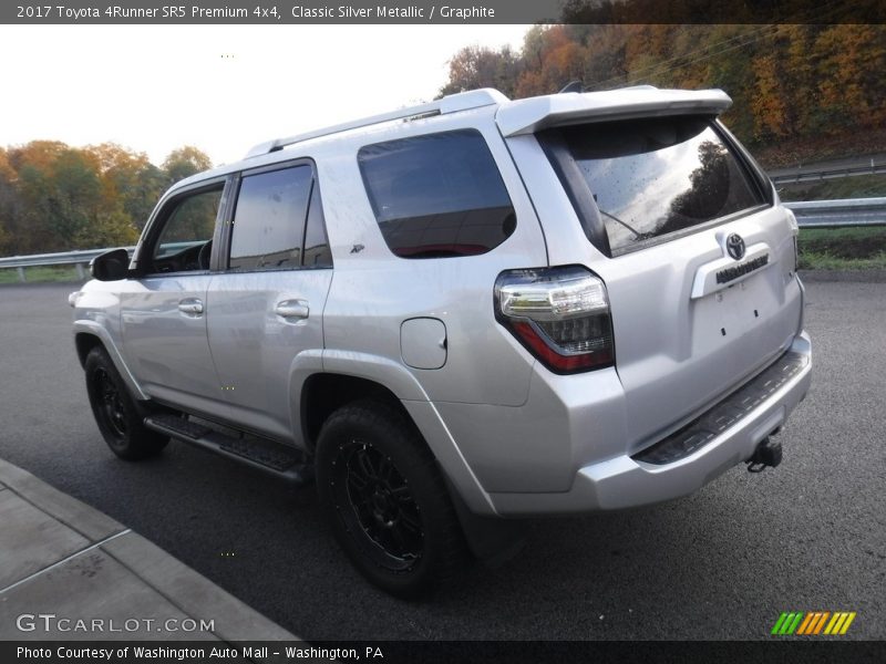 Classic Silver Metallic / Graphite 2017 Toyota 4Runner SR5 Premium 4x4