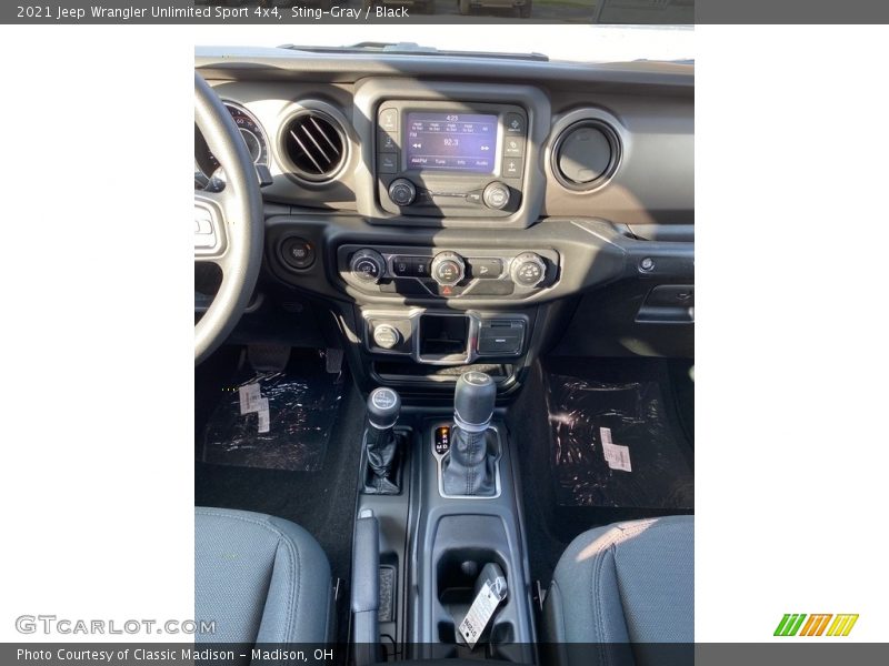 Sting-Gray / Black 2021 Jeep Wrangler Unlimited Sport 4x4
