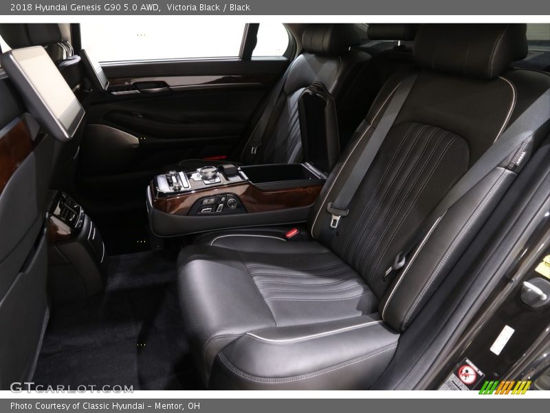 Victoria Black / Black 2018 Hyundai Genesis G90 5.0 AWD