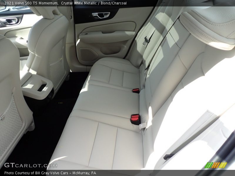Crystal White Metallic / Blond/Charcoal 2021 Volvo S60 T5 Momentum
