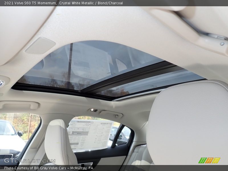 Crystal White Metallic / Blond/Charcoal 2021 Volvo S60 T5 Momentum