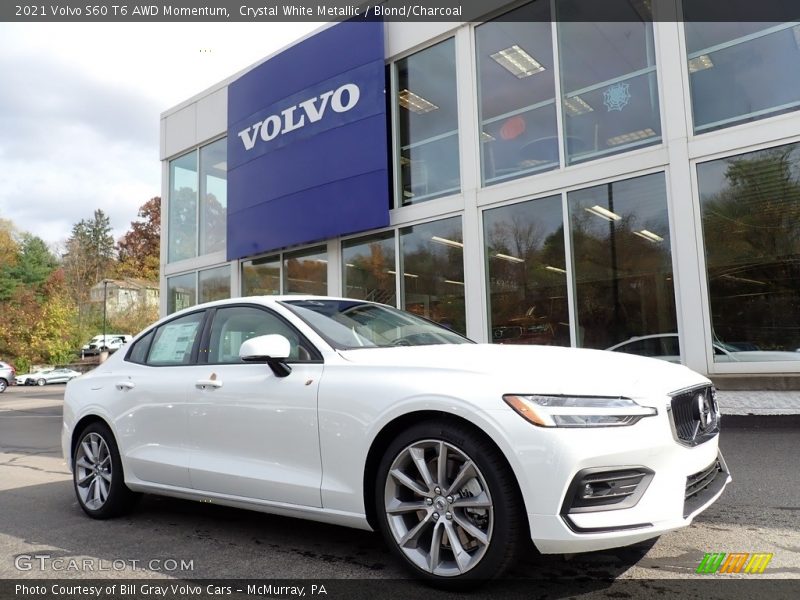 Front 3/4 View of 2021 S60 T6 AWD Momentum