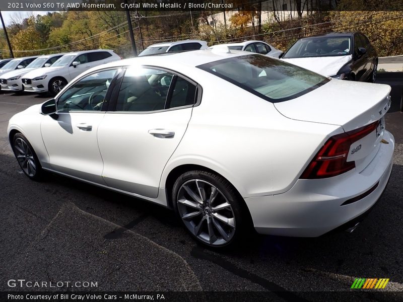 Crystal White Metallic / Blond/Charcoal 2021 Volvo S60 T6 AWD Momentum