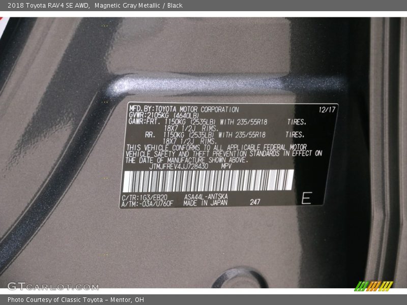 Magnetic Gray Metallic / Black 2018 Toyota RAV4 SE AWD