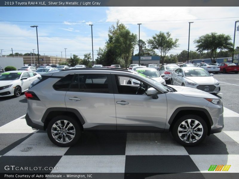 Silver Sky Metallic / Light Gray 2019 Toyota RAV4 XLE