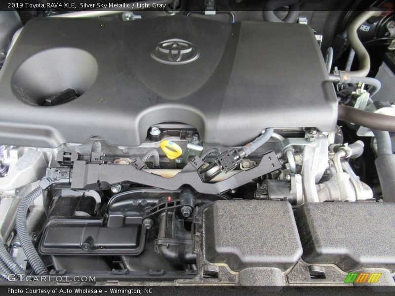 Silver Sky Metallic / Light Gray 2019 Toyota RAV4 XLE