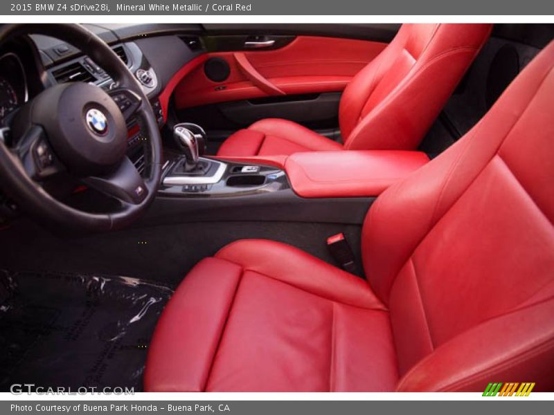 Mineral White Metallic / Coral Red 2015 BMW Z4 sDrive28i