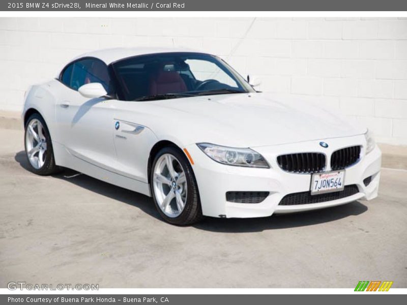Front 3/4 View of 2015 Z4 sDrive28i
