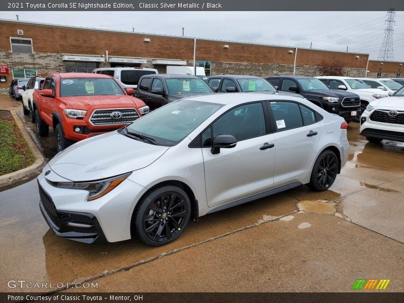 Front 3/4 View of 2021 Corolla SE Nightshade Edition