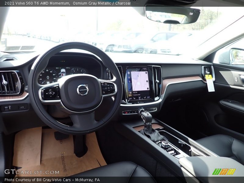 Dashboard of 2021 S60 T6 AWD Momentum