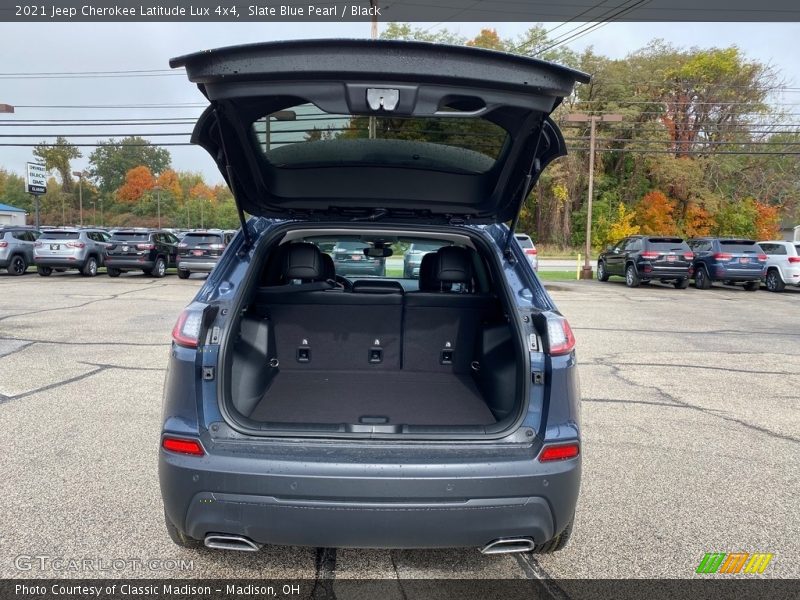 Slate Blue Pearl / Black 2021 Jeep Cherokee Latitude Lux 4x4