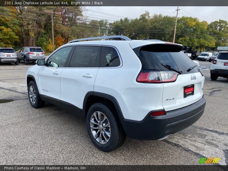Bright White / Black 2021 Jeep Cherokee Latitude Lux 4x4