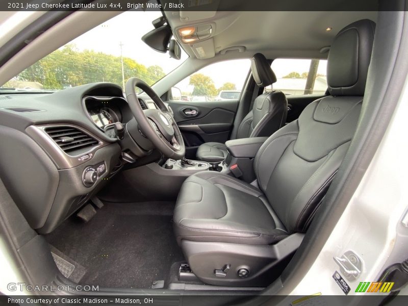 Bright White / Black 2021 Jeep Cherokee Latitude Lux 4x4
