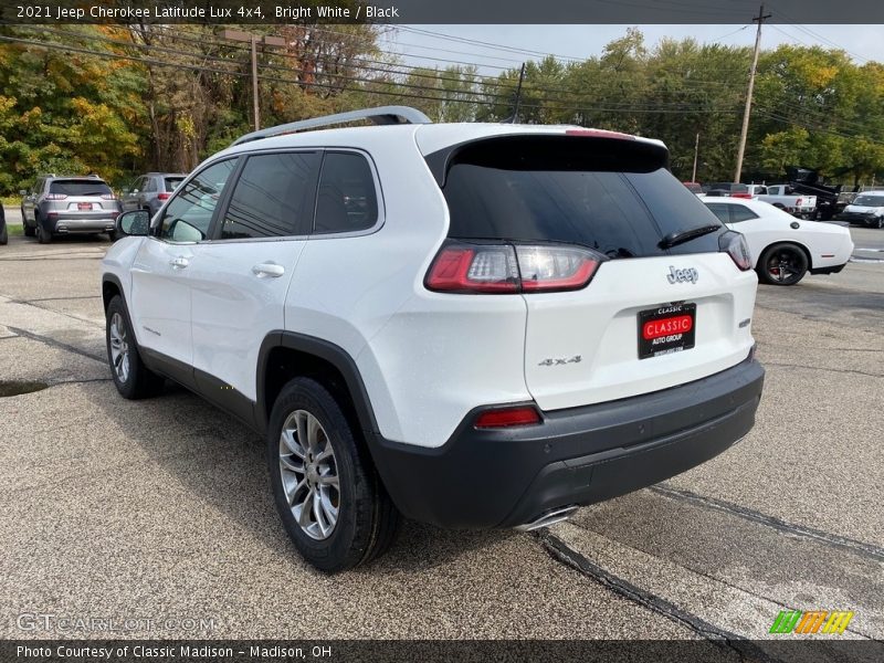 Bright White / Black 2021 Jeep Cherokee Latitude Lux 4x4