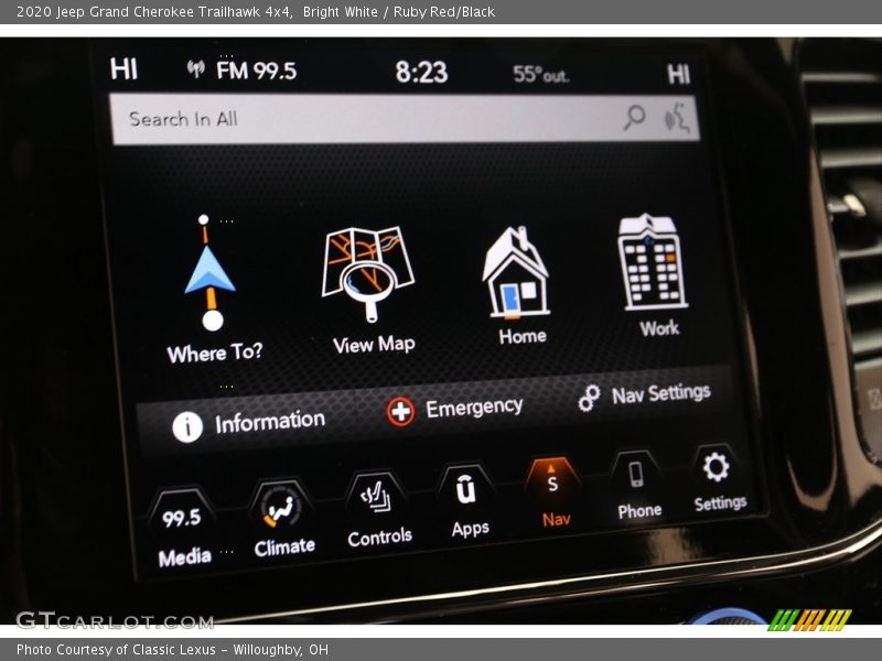 Controls of 2020 Grand Cherokee Trailhawk 4x4