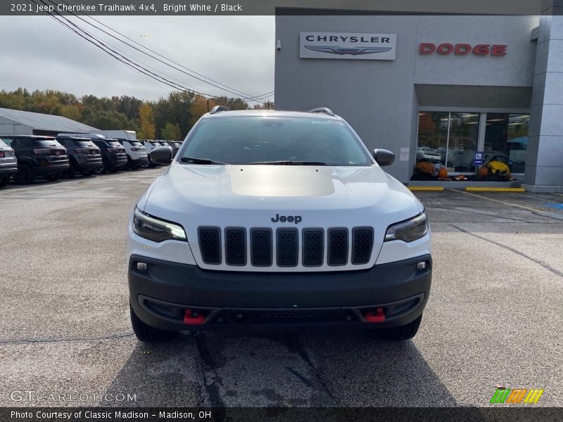 Bright White / Black 2021 Jeep Cherokee Traihawk 4x4