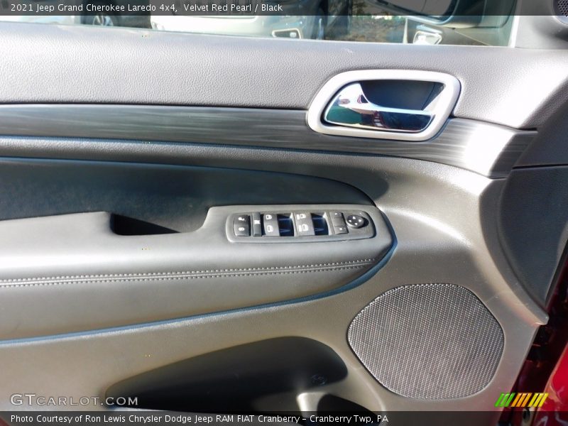 Velvet Red Pearl / Black 2021 Jeep Grand Cherokee Laredo 4x4