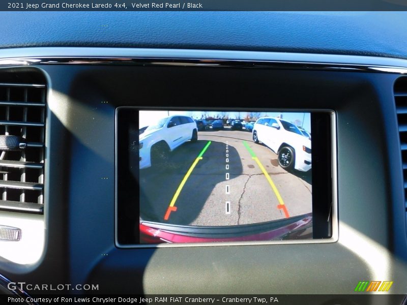Velvet Red Pearl / Black 2021 Jeep Grand Cherokee Laredo 4x4