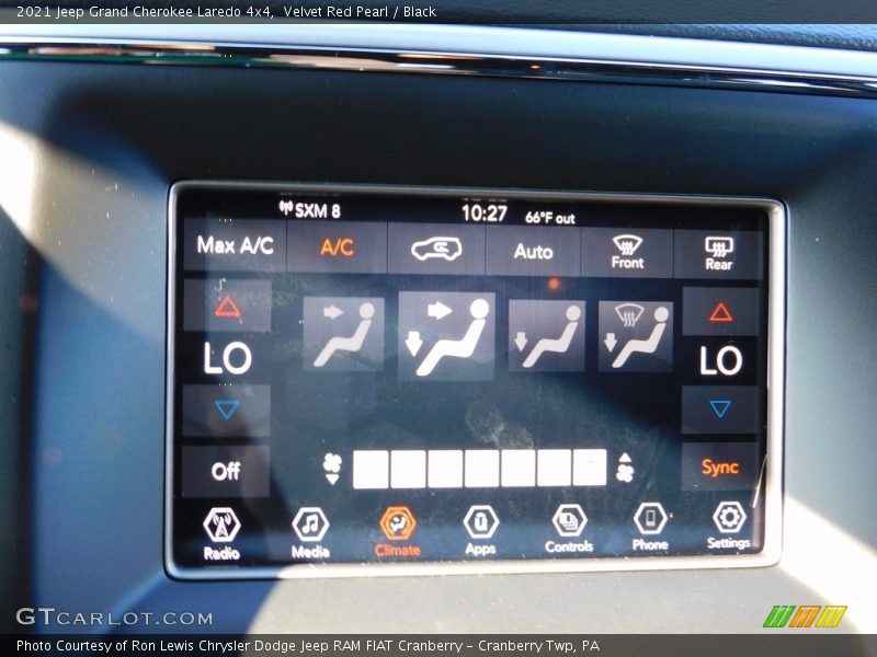 Velvet Red Pearl / Black 2021 Jeep Grand Cherokee Laredo 4x4