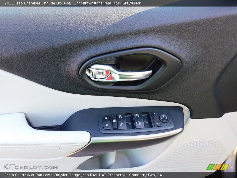 Light Brownstone Pearl / Ski Gray/Black 2021 Jeep Cherokee Latitude Lux 4x4